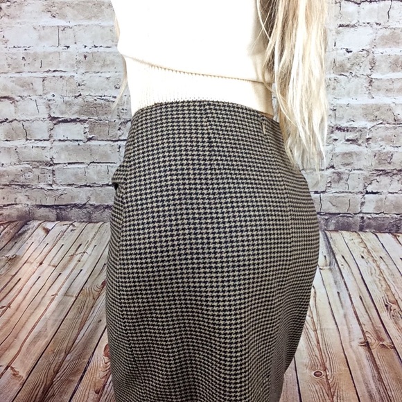 Ann Taylor Black Tan Houndstooth Wool Skirt SOLD - Picture 3 of 7